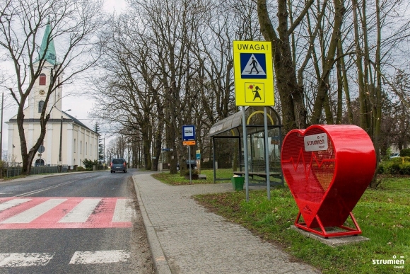 Metalowe serca na plastikowe nakrętki w gminie Strumień